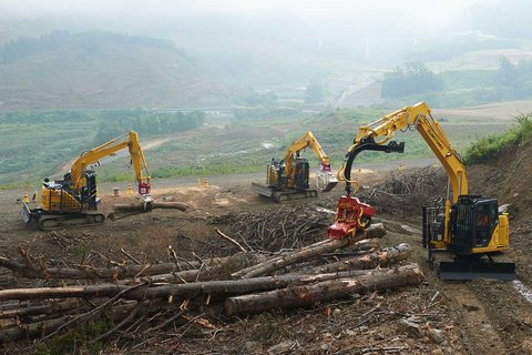 後方超小旋回ショベル SH135X-7 | 住友建機株式会社